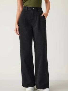 Cider High-Waisted Wide Leg Pleated Jean Black XXS